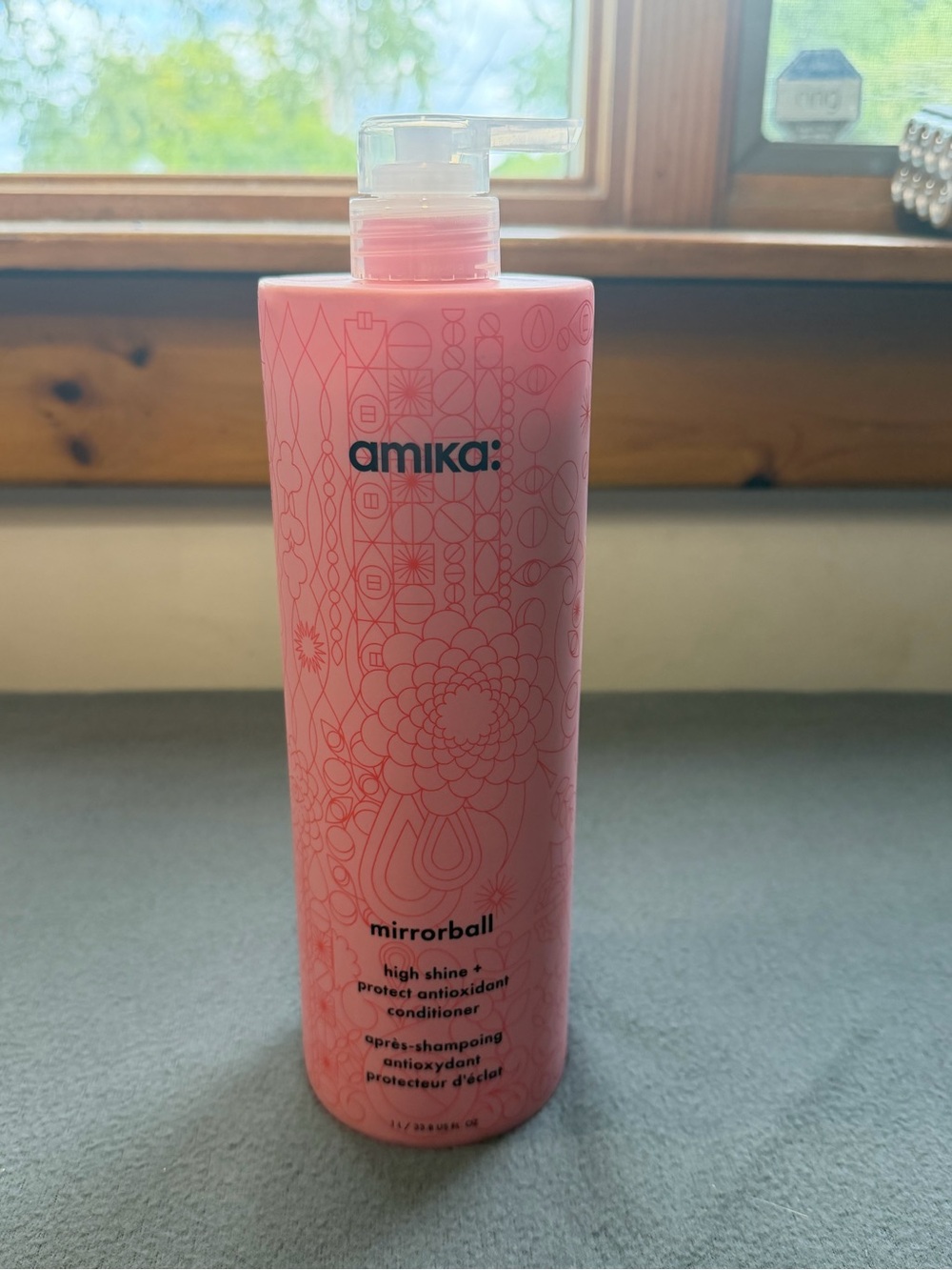 amika Mirrorball High Shine Conditioner - 33 fl oz the big one!